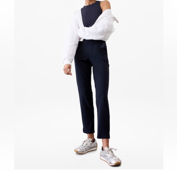 Athleta Pants - Athleta Brooklyn Mid Rise ankle pants tall size 6, black